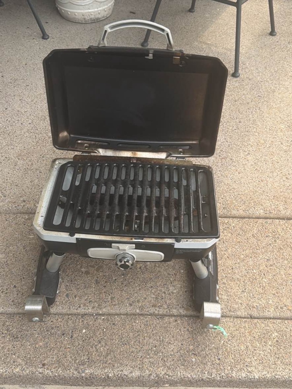 Cuisinart Compact Portable Grill - Silver and Black - Picture 2 of 2